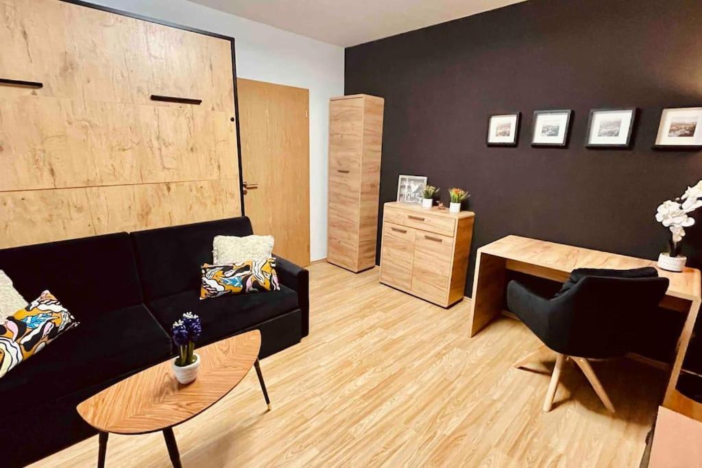 Moderny Apartman S Parkovanim Bratislava Ngoại thất bức ảnh