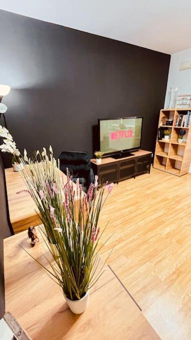 Moderny Apartman S Parkovanim Bratislava Ngoại thất bức ảnh